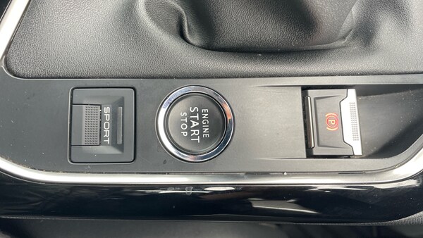 Used Peugeot 3008 2021 for sale - 76244009: Photo 26