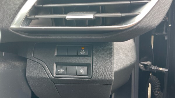 Used Peugeot 3008 2021 for sale - 76244009: Photo 32