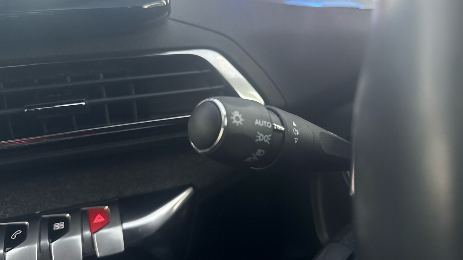 Used Peugeot 3008 2023 for sale - 76603311: Photo 23