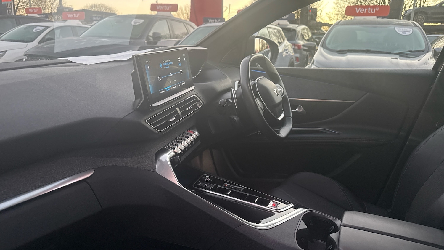 Used Peugeot 3008 2023 for sale - 76603311: Photo 9