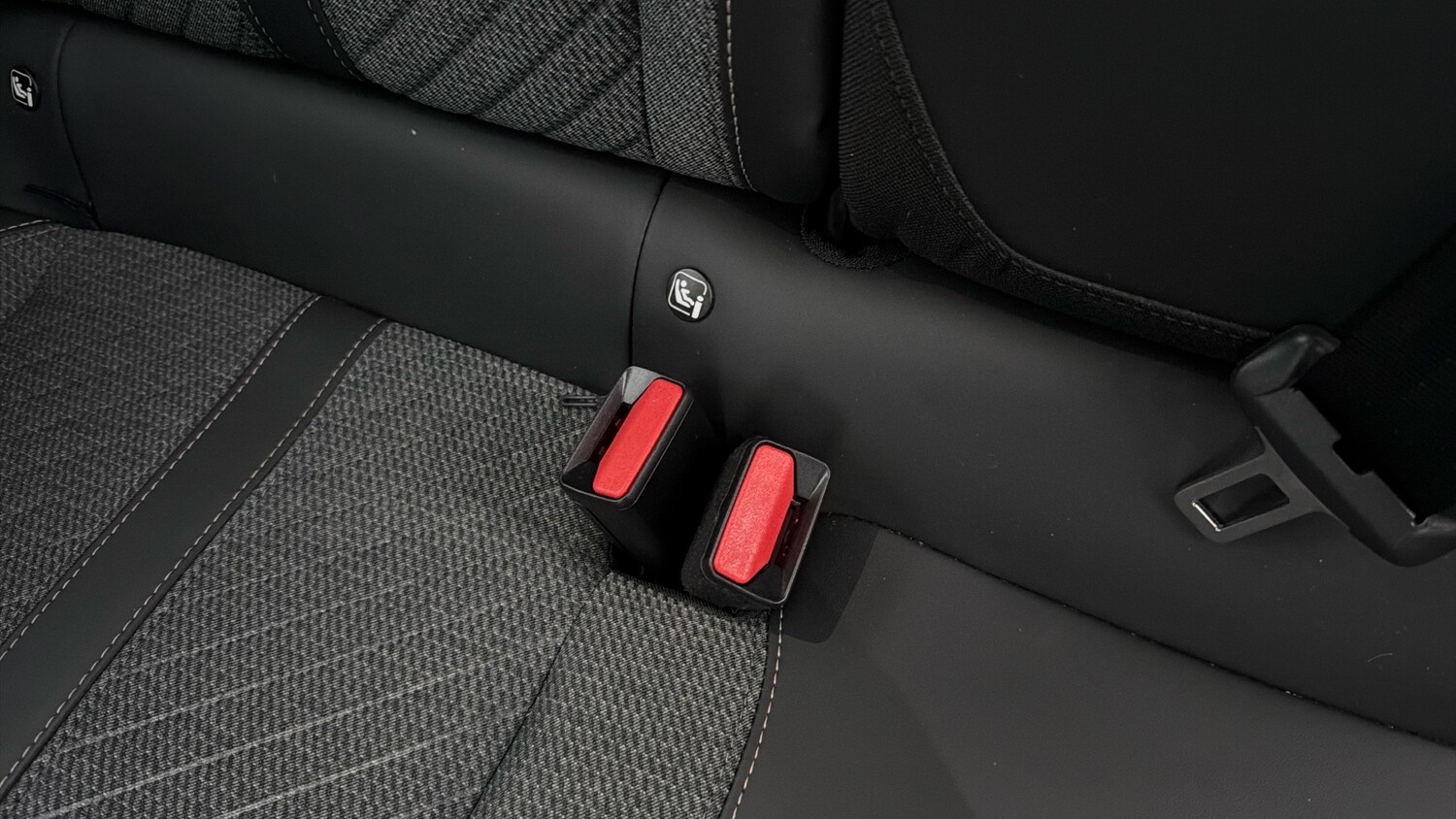 Used Peugeot 2008 2025 for sale - 76722739: Photo 17