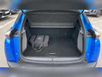 Used Peugeot 2008 2023 for sale - 78270650: Photo