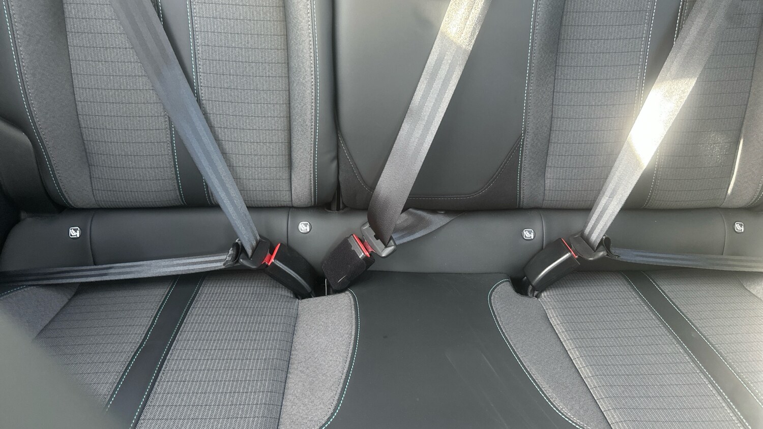 Used Peugeot 2008 2021 for sale - 75937992: Photo 17