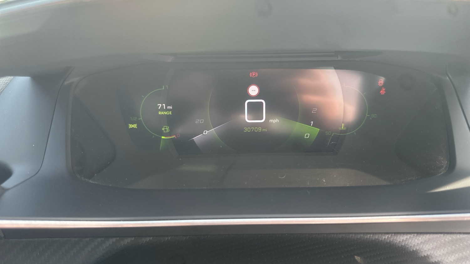 Used Peugeot 2008 2021 for sale - 75937992: Photo 18