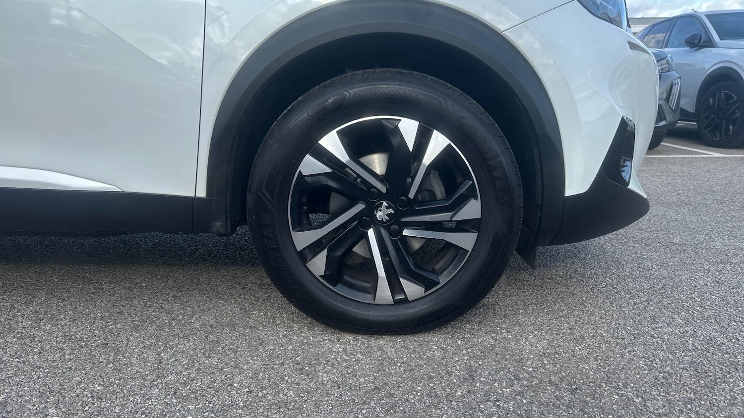 Used Peugeot 2008 2021 for sale - 75937992: Photo 26