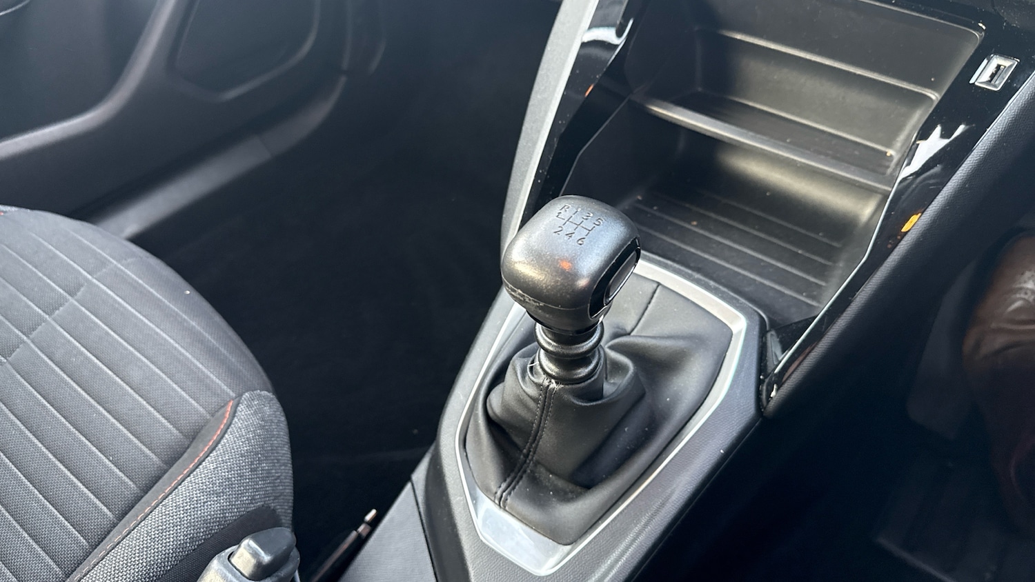 Used Peugeot 2008 2021 for sale - 76578089: Photo 13