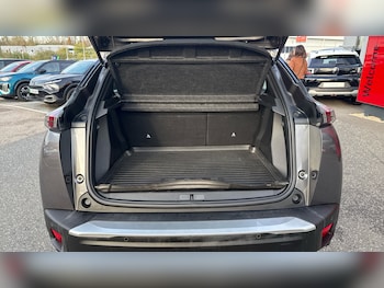 Used Peugeot 2008 2021 for sale - 76578089: Photo