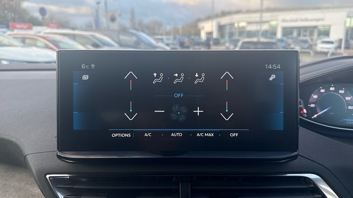 Used Peugeot 3008 2023 for sale - 76640832: Photo 12