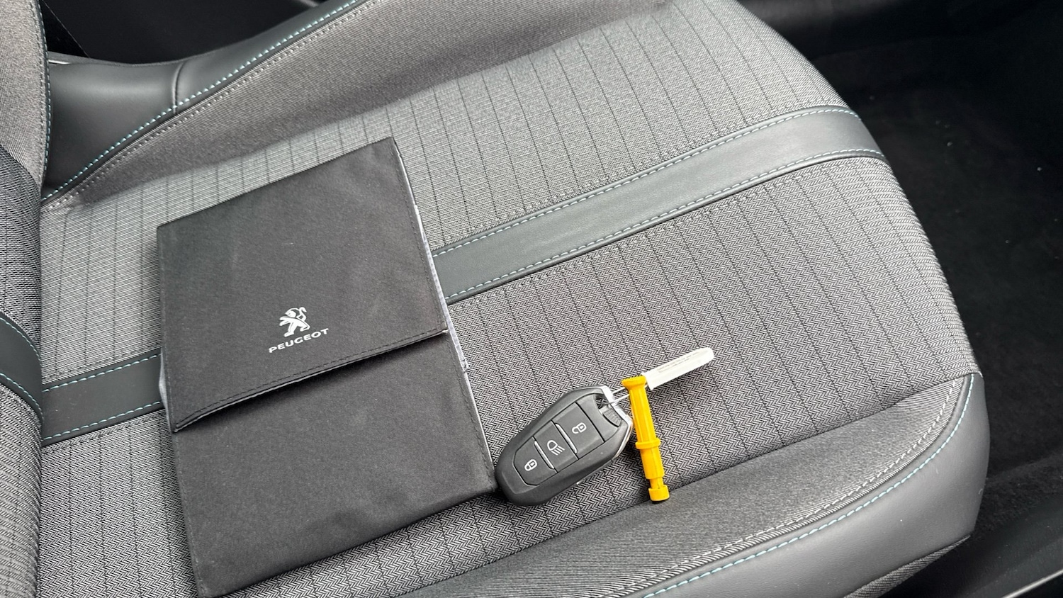 Used Peugeot 208 2022 for sale - 75975149: Photo 19