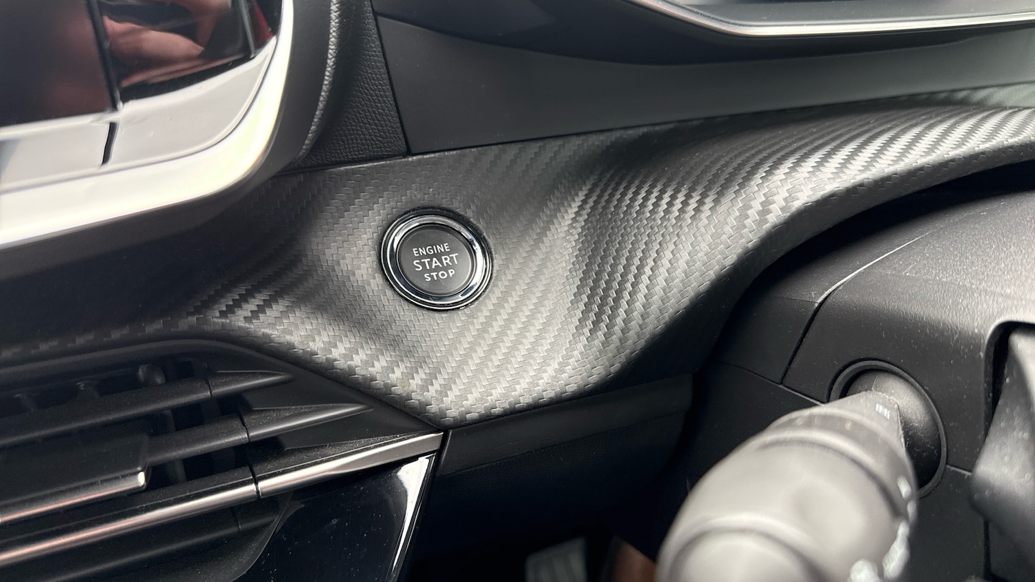 Used Peugeot 208 2022 for sale - 75975149: Photo 32