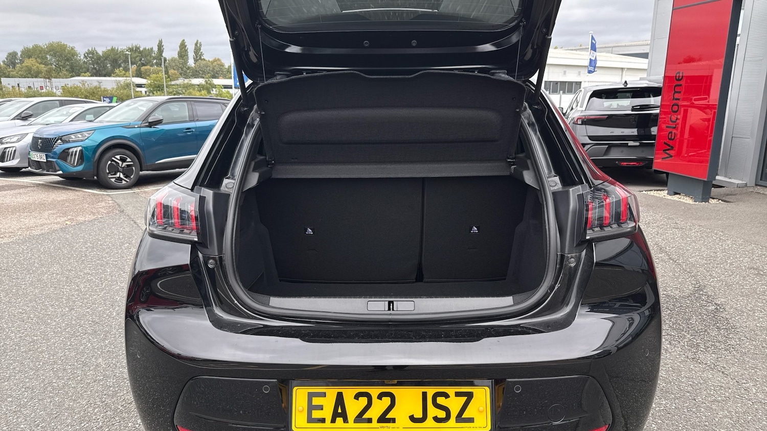 Used Peugeot 208 2022 for sale - 75975149: Photo 4