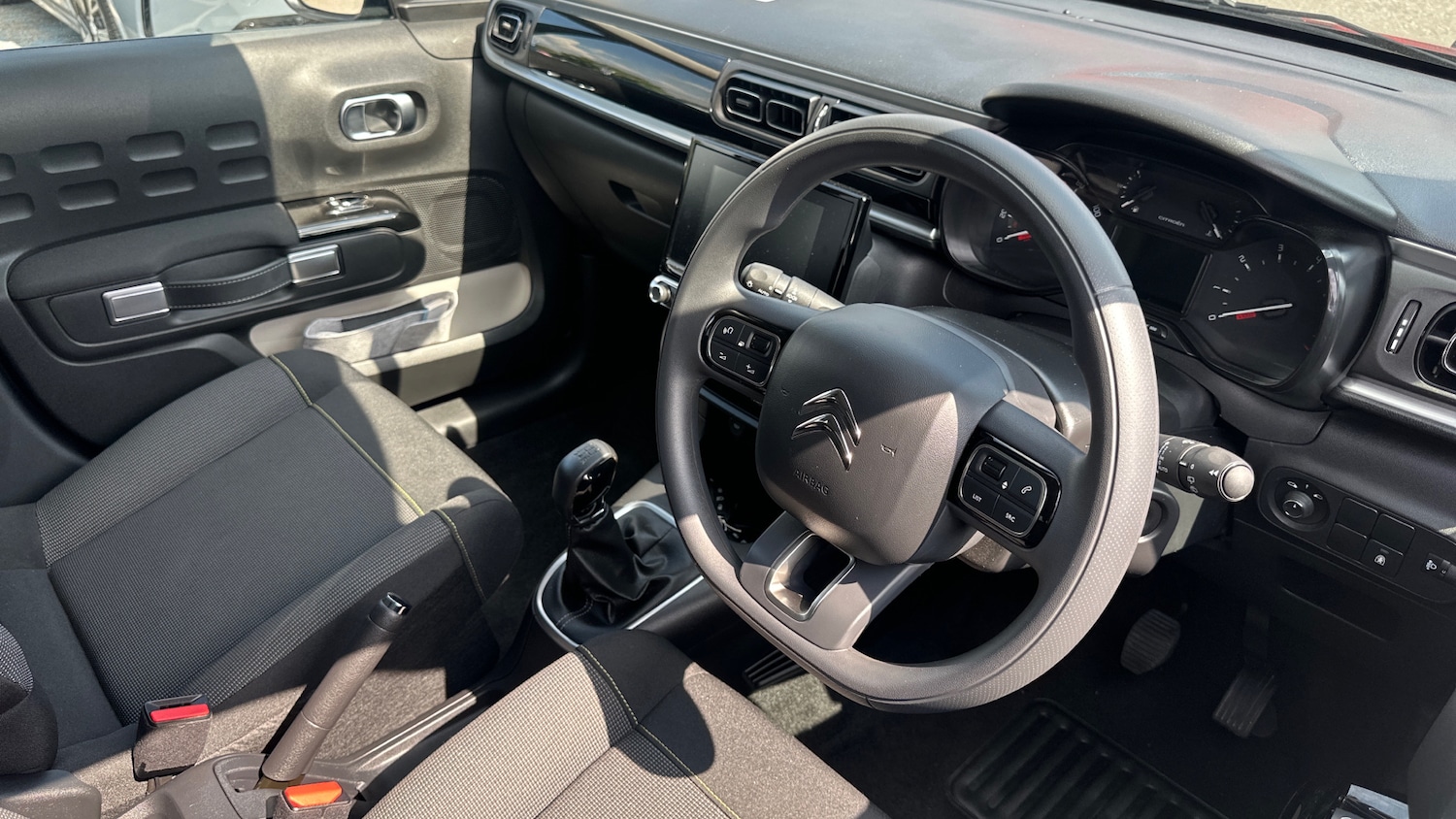 Used Citroen C3 2023 for sale - 76603290: Photo 11