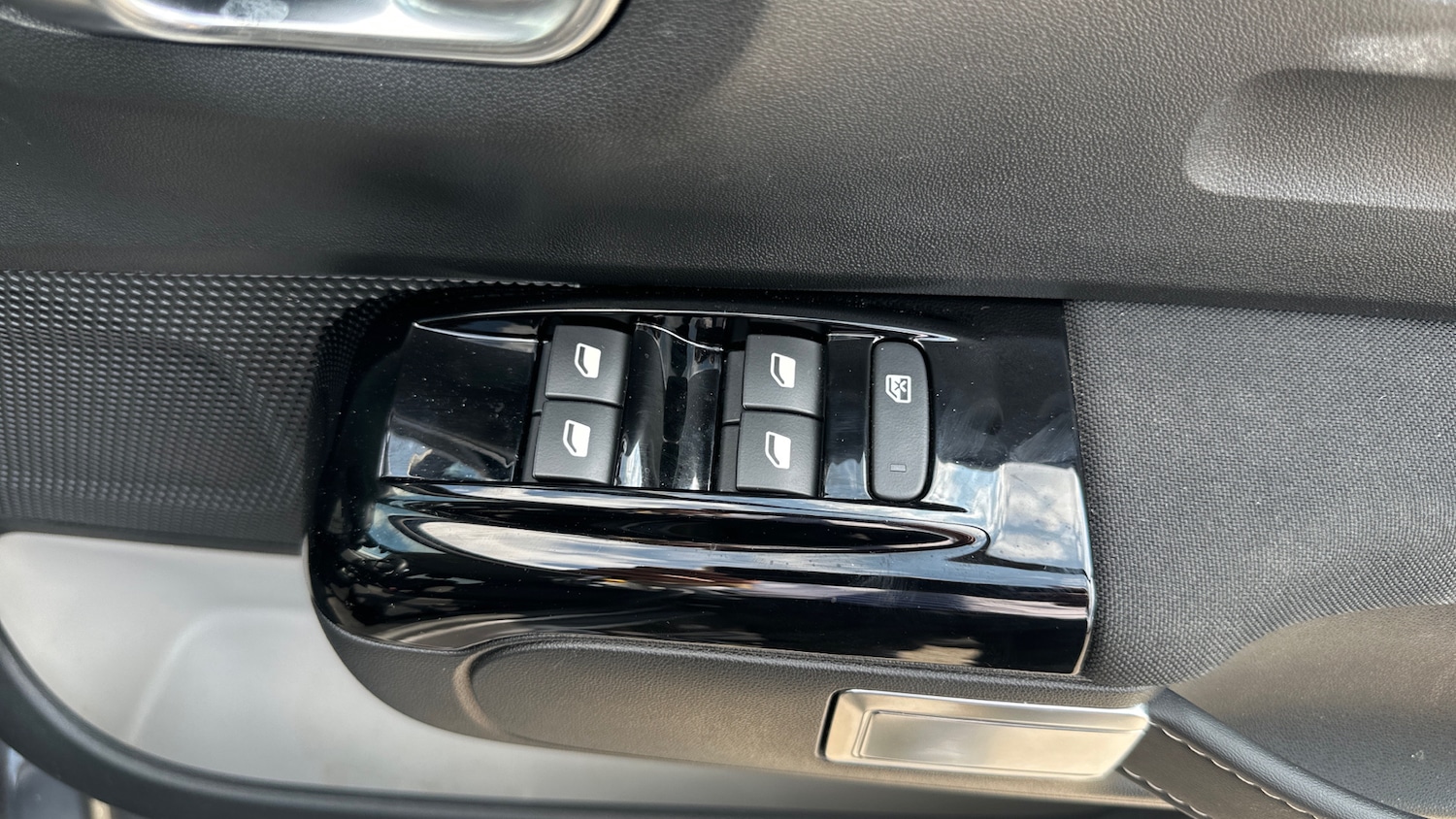 Used Citroen C3 2023 for sale - 76603290: Photo 25