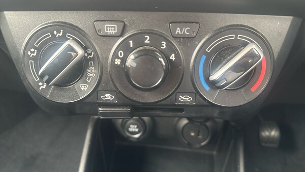 Used Suzuki Swift 2020 for sale - 76198078: Photo 19