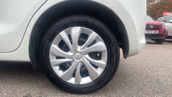 Used Suzuki Swift 2020 for sale - 76198078: Photo 7