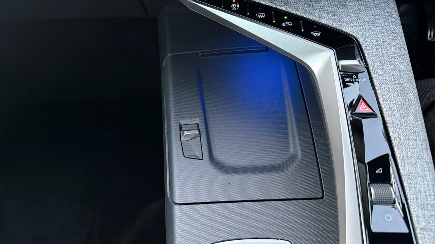 Used Peugeot 3008 2025 for sale - 77664847: Photo 32