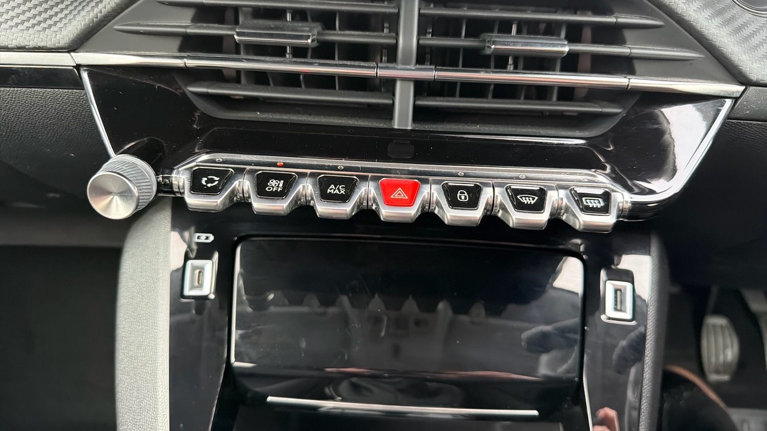 Used Peugeot 208 2020 for sale - 76829550: Photo 23