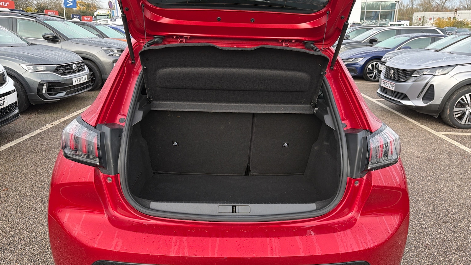 Used Peugeot 208 2020 for sale - 76829550: Photo 4