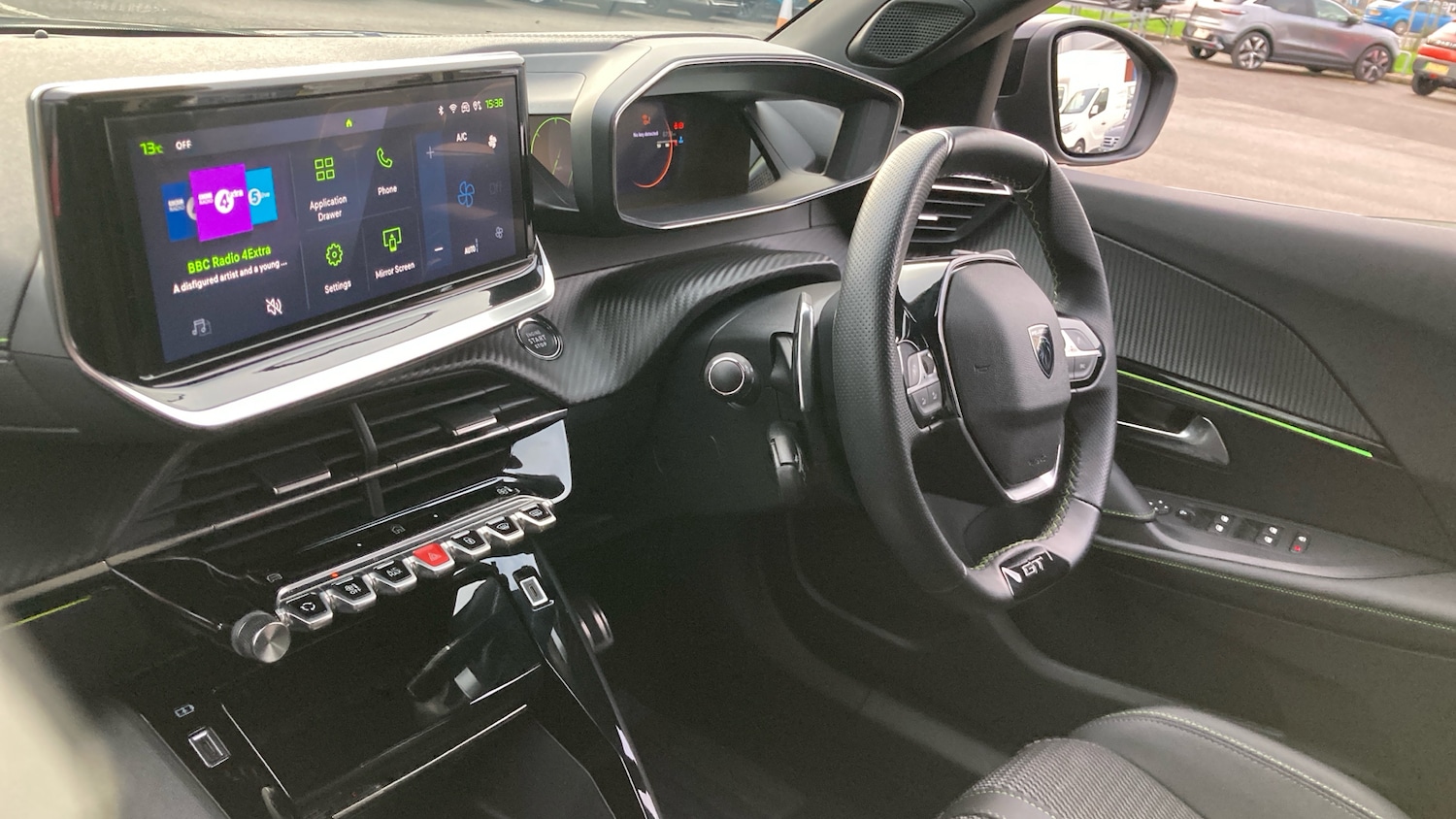 Used Peugeot 2008 2024 for sale - 76637627: Photo 11