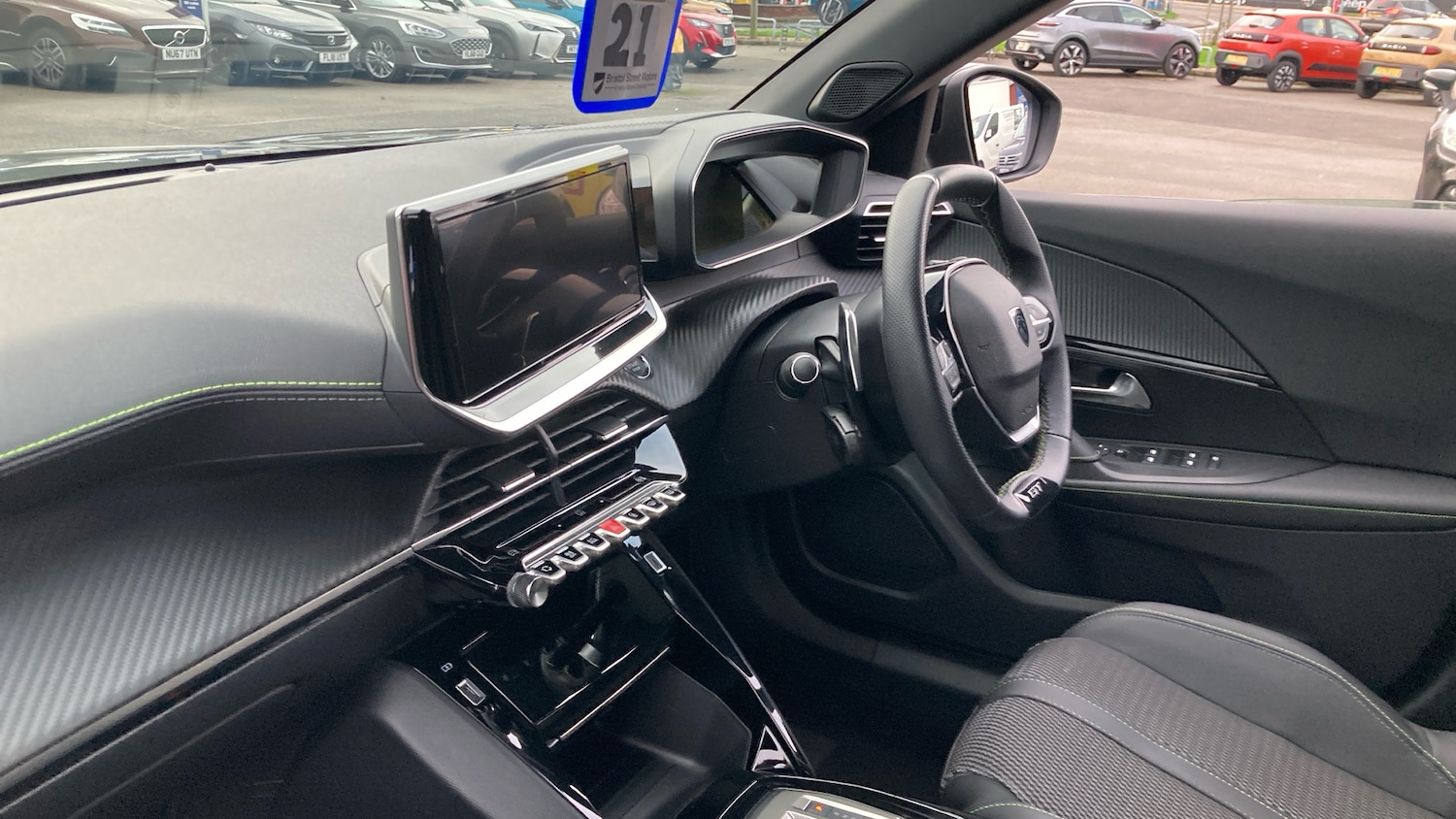 Used Peugeot 2008 2024 for sale - 76637627: Photo 14