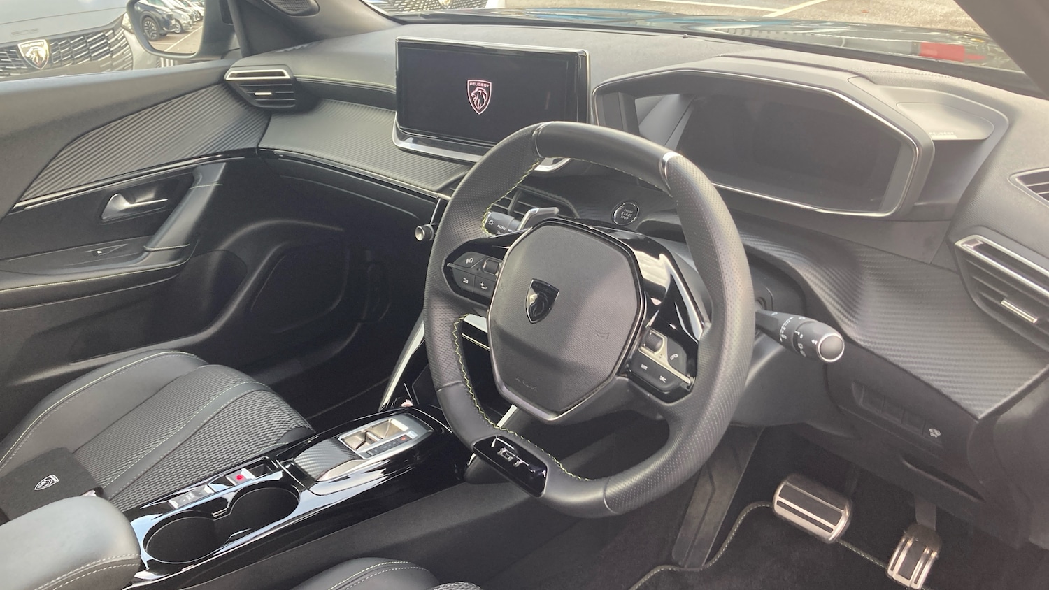 Used Peugeot 2008 2023 for sale - 76477747: Photo 14