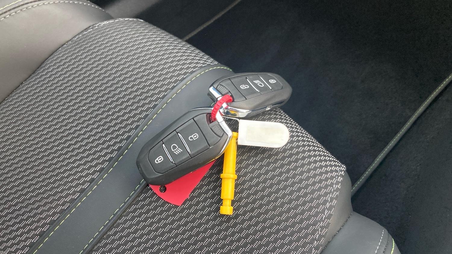 Used Peugeot 2008 2023 for sale - 76477747: Photo 20