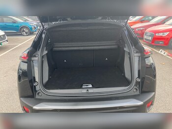 Used Peugeot 2008 2023 for sale - 76477747: Photo