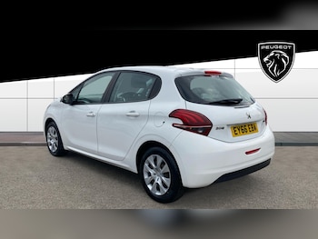 Used Peugeot 208 2016 for sale - 78093418: Photo