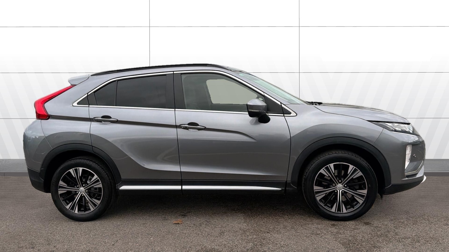 Used Mitsubishi Eclipse Cross 2018 for sale - 76736395: Photo 5