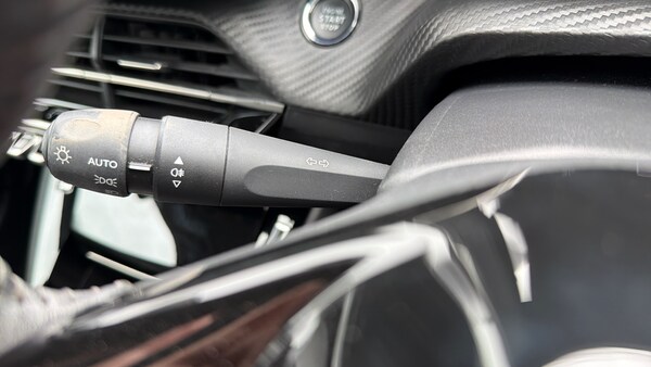 Used Peugeot 208 2022 for sale - 76244010: Photo 33