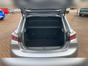 Used Peugeot 208 2023 for sale - 77848808: Photo