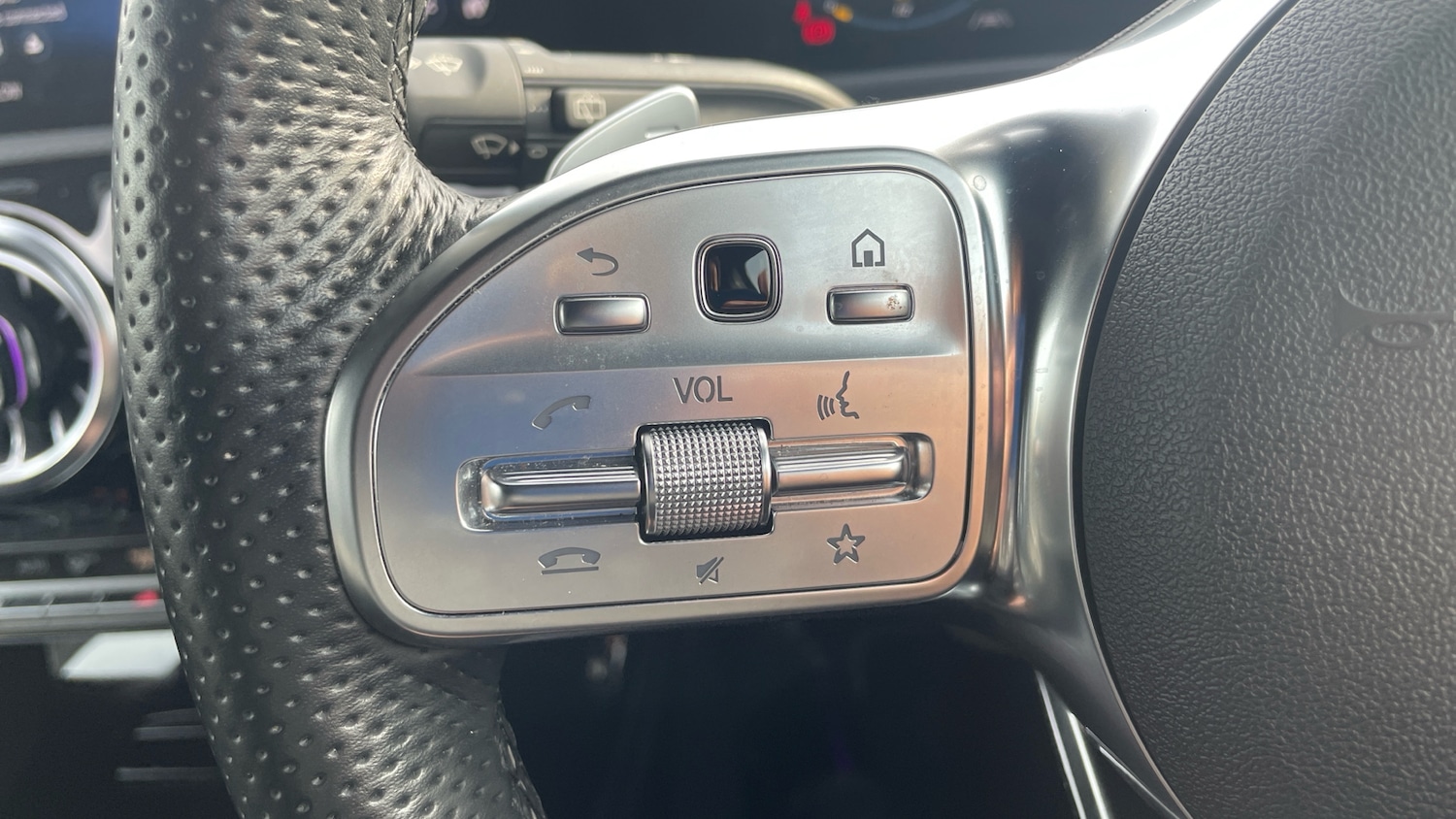 Used Mercedes-Benz A-Class 2022 for sale - 76384880: Photo 21