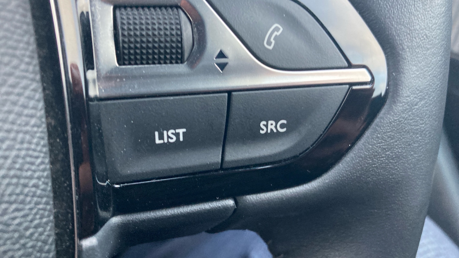 Used Peugeot 2008 2023 for sale - 77125662: Photo 27