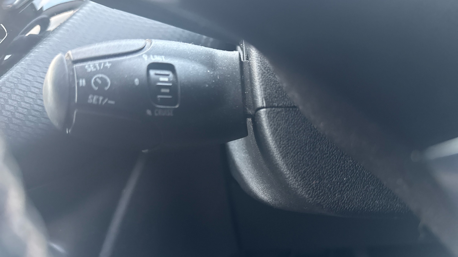 Used Peugeot 208 2017 for sale - 76706271: Photo 24