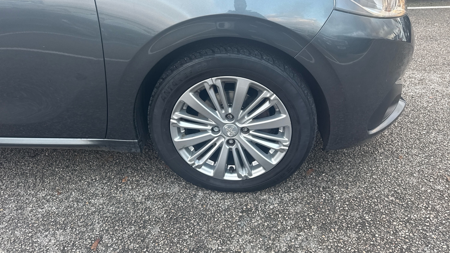 Used Peugeot 208 2017 for sale - 76706271: Photo 33