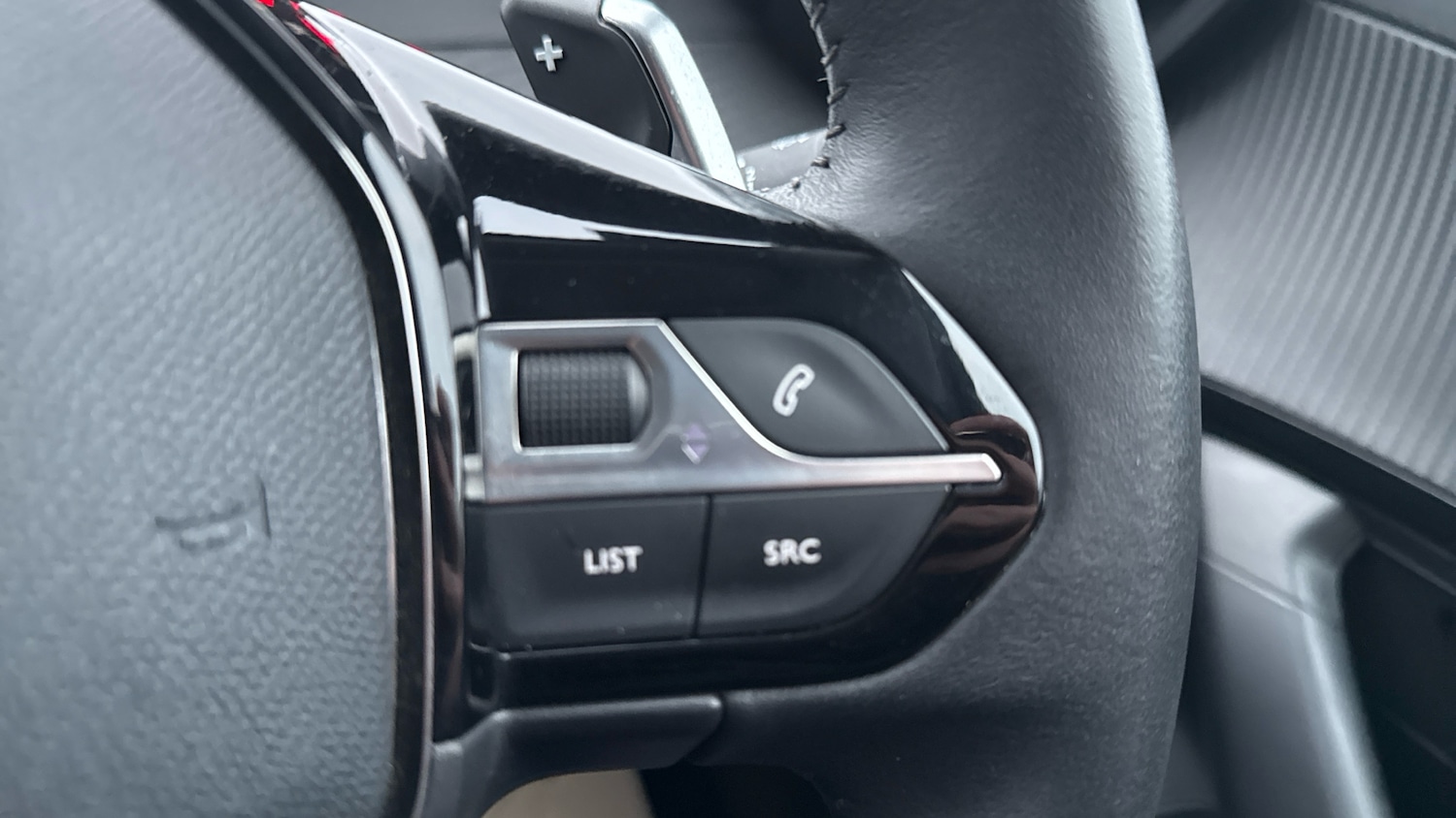 Used Peugeot 2008 2021 for sale - 76302121: Photo 22