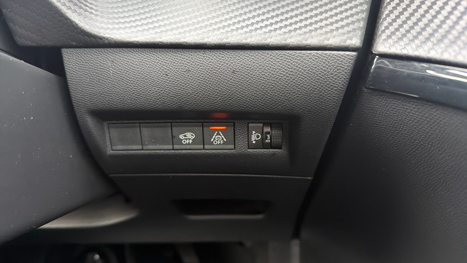 Used Peugeot 208 2021 for sale - 78087312: Photo 21