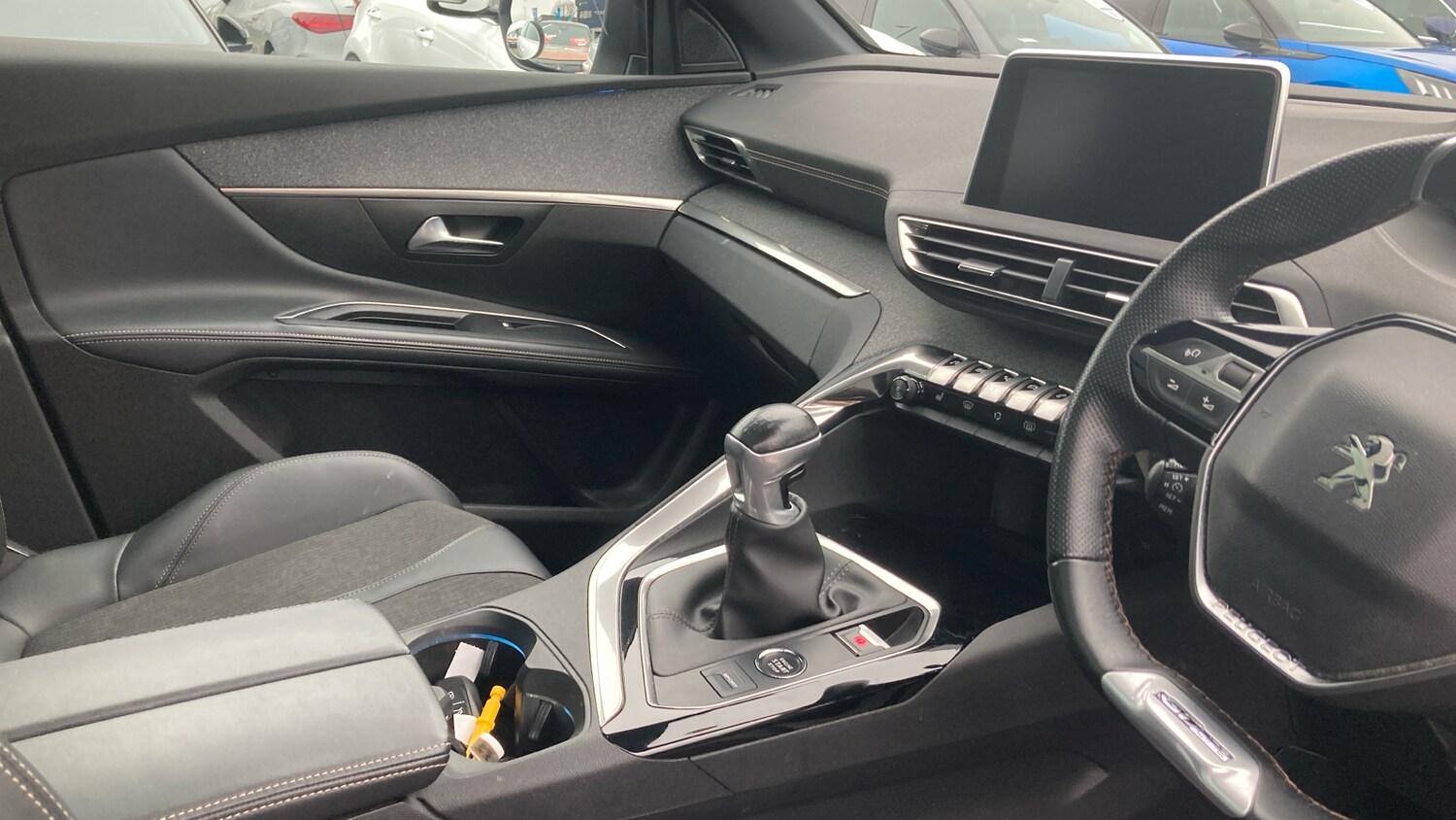 Used Peugeot 5008 2020 for sale - 77532608: Photo 14