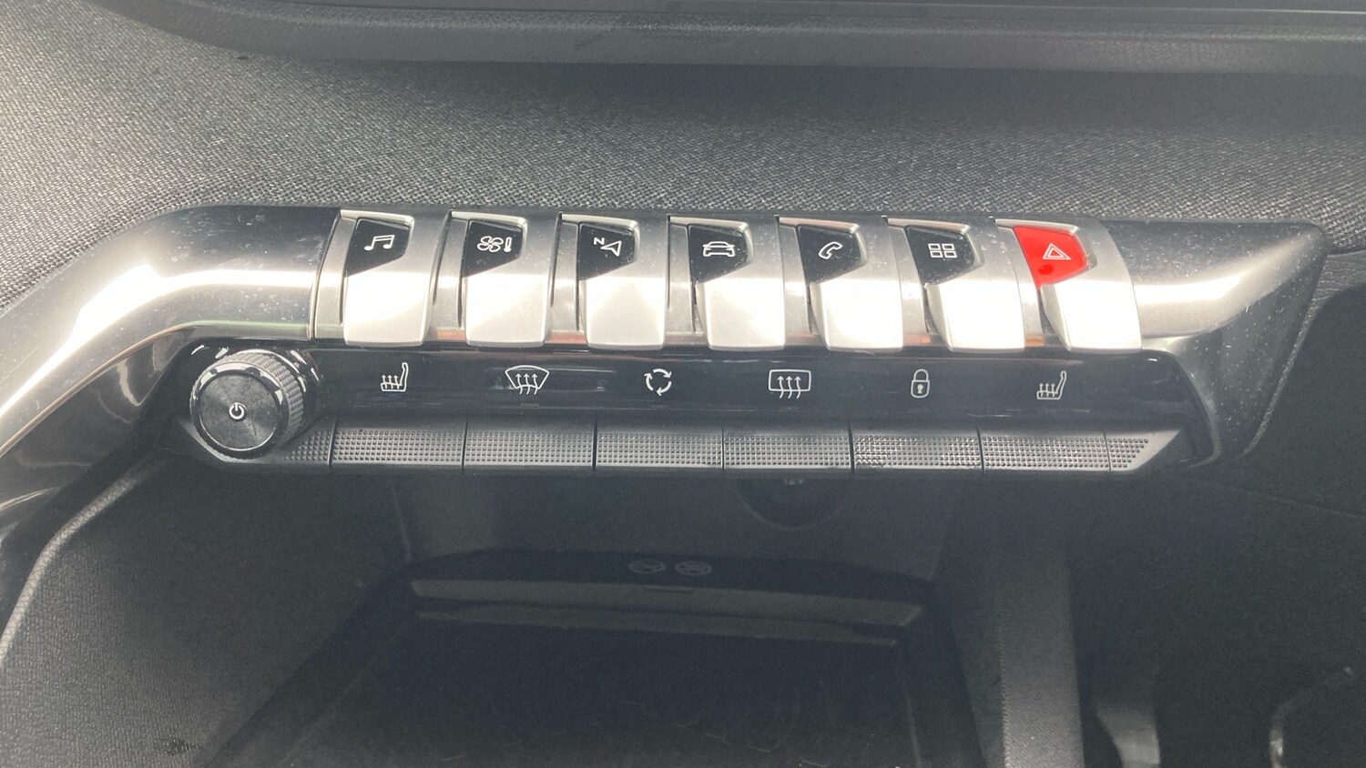 Used Peugeot 5008 2020 for sale - 77532608: Photo 37