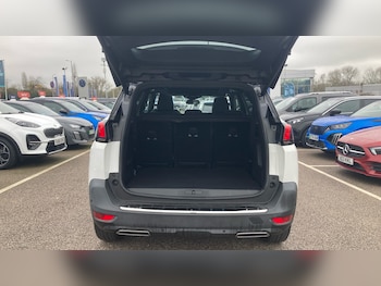 Used Peugeot 5008 2020 for sale - 77532608: Photo