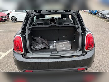 Used MINI Hatch 2023 for sale - 77431611: Photo