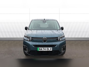 Used Citroen Berlingo 2024 for sale - 76974165: Photo