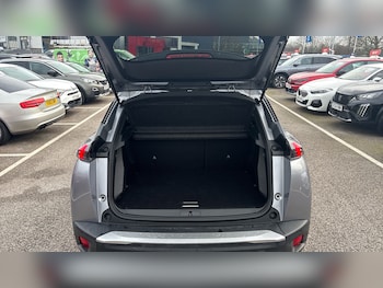 Used Peugeot 2008 2021 for sale - 77286188: Photo