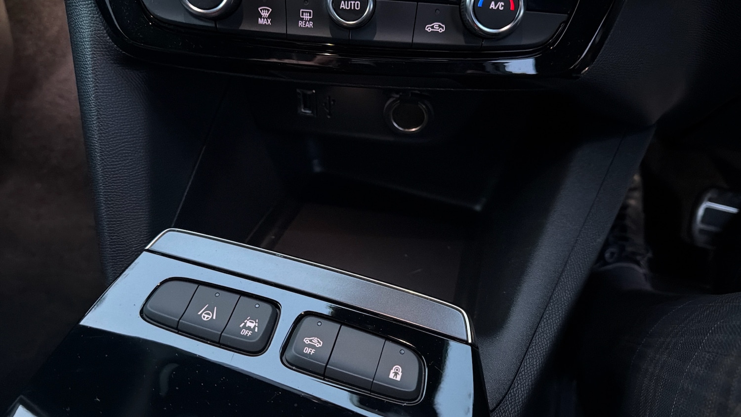 Used Vauxhall Mokka 2024 for sale - 77763368: Photo 33