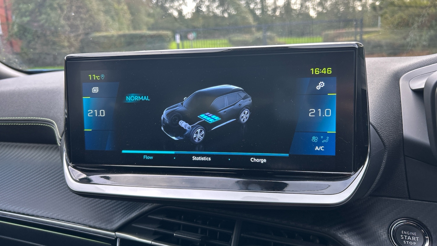 Used Peugeot 2008 2022 for sale - 77405601: Photo 35