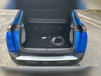 Used Peugeot 2008 2022 for sale - 77405601: Photo