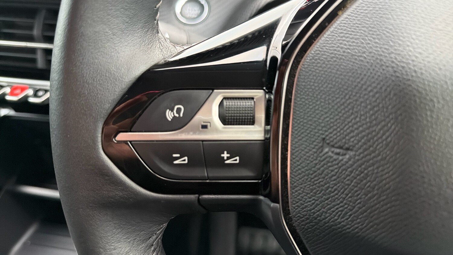 Used Peugeot 208 2022 for sale - 76207659: Photo 22