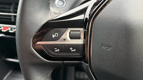 Used Peugeot 208 2022 for sale - 76207659: Photo 22