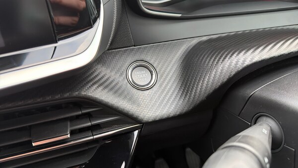 Used Peugeot 208 2022 for sale - 76207659: Photo 34