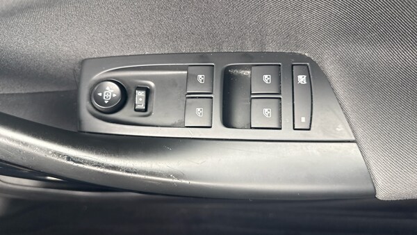 Used Vauxhall Astra 2018 for sale - 76143083: Photo 30